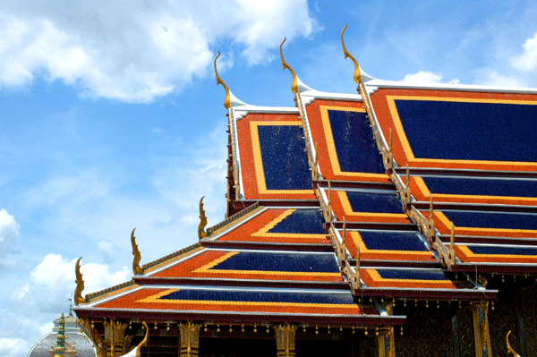 Telhado de templo dentro do Grande Palácio Real