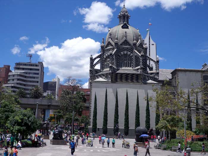 Plaza Botero no centro de MEDELLÍN