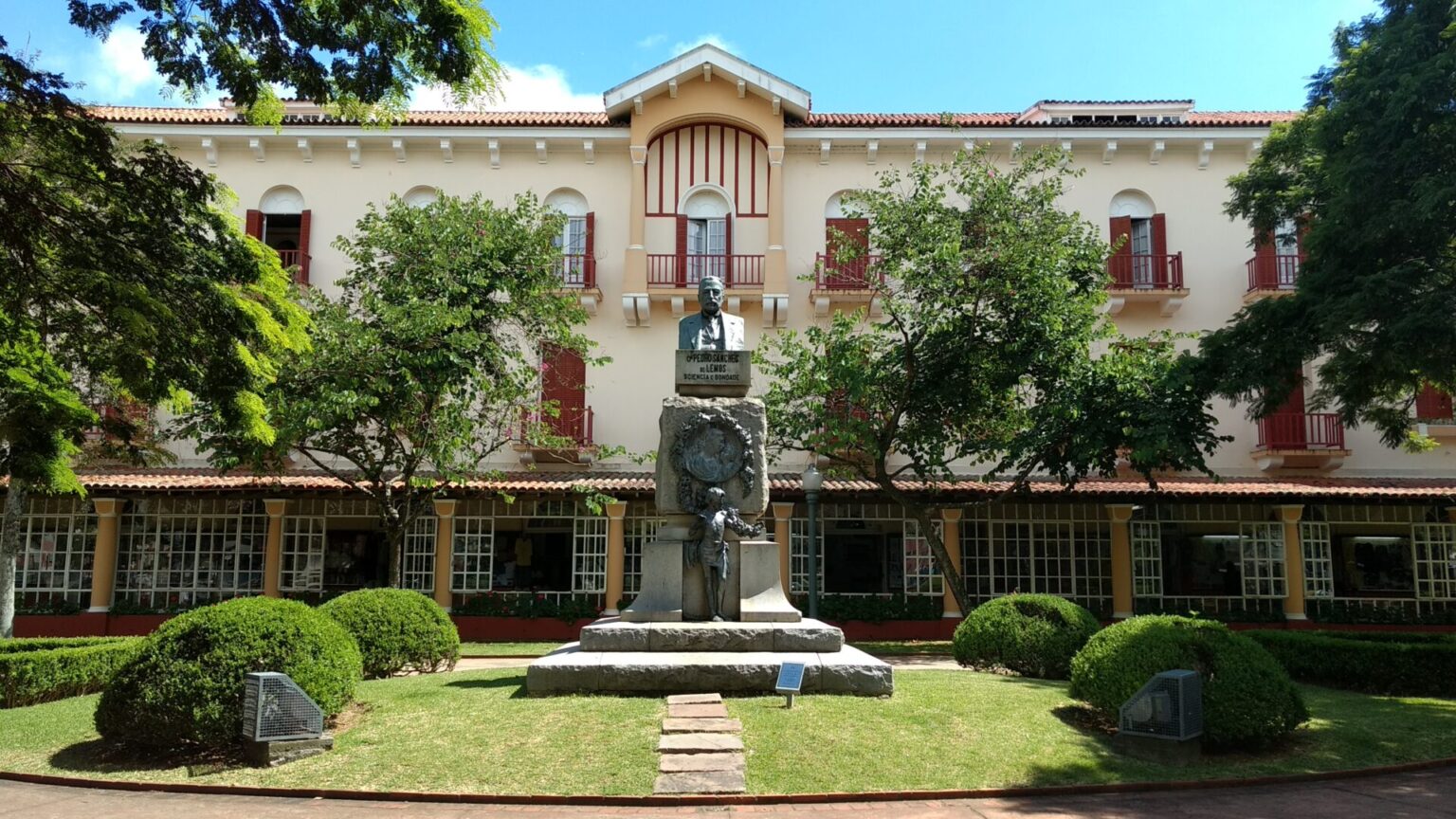 O que fazer em Poços de Caldas passeios incríveis e dicas imprescindíveis