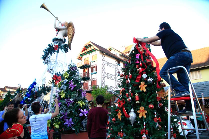 Natal Luz de Gramado 2023/2024 - tudo o que você precisa saber para  aproveitar o festival!